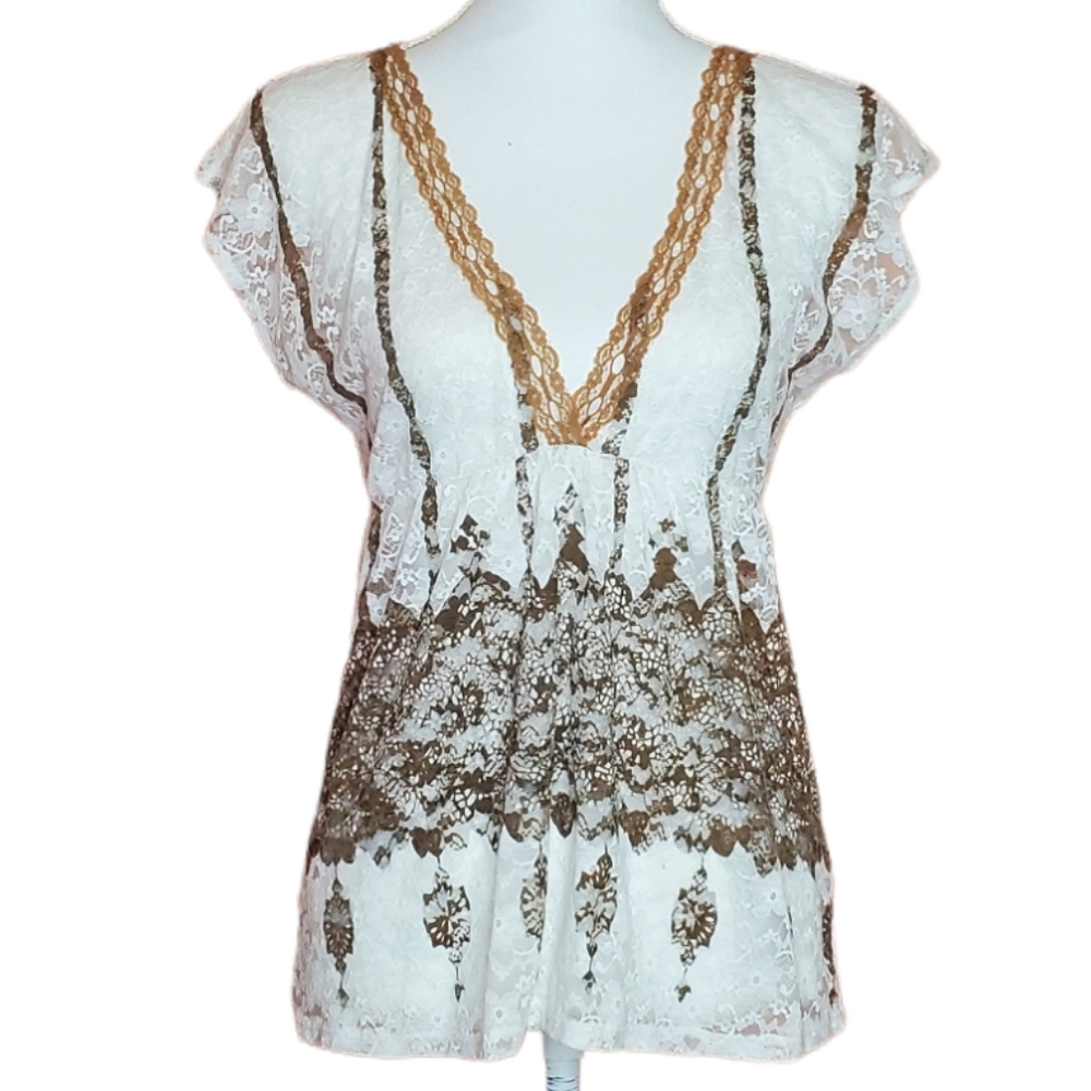Umgee White Brown Sheer Lace V Neck Short Sleeve Top